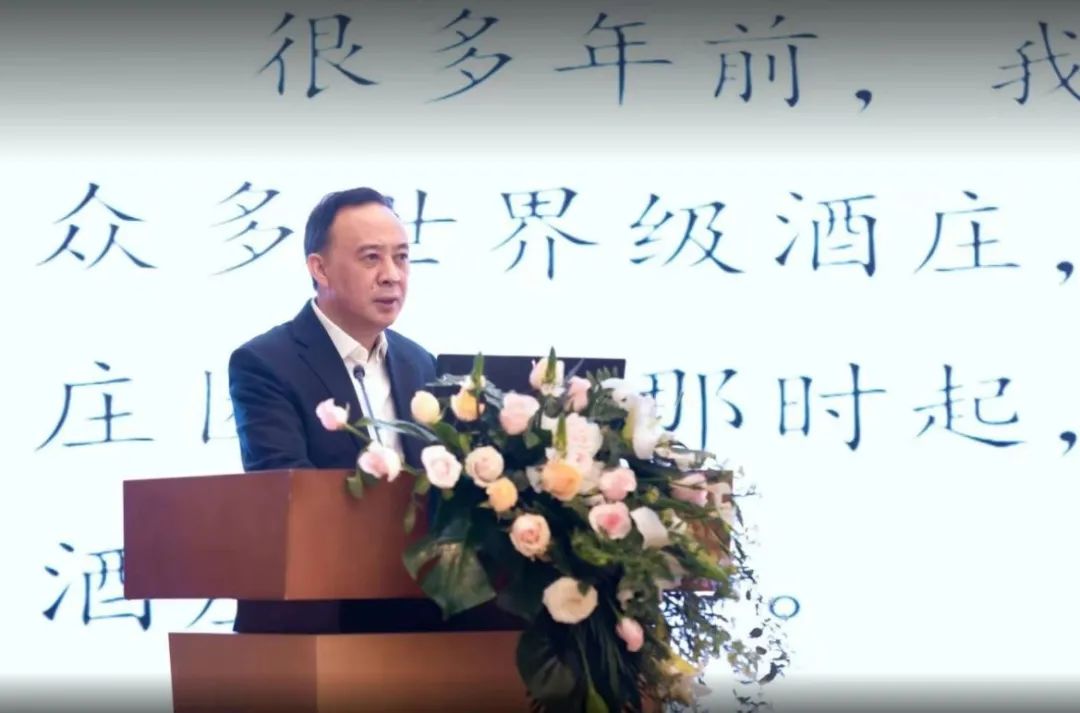 从“两大酱香”到“庄园酱酒”,青花郎的自我超越!