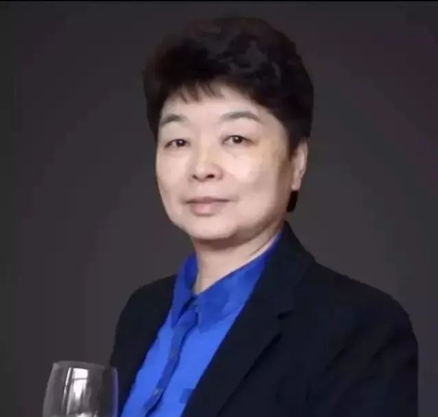 致敬！中国葡萄酒业“了不起”的她力量