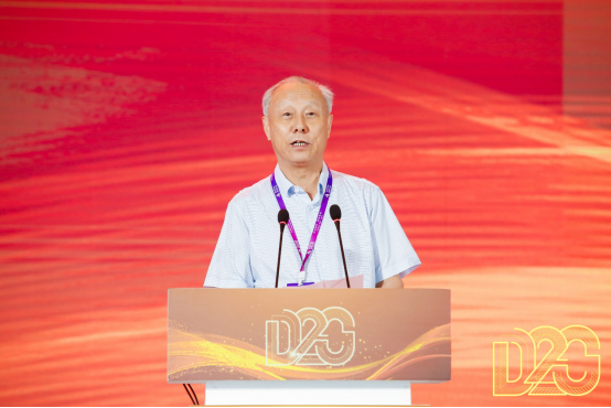 中国奶业20强齐聚，D20峰会释放了哪些行业信号？