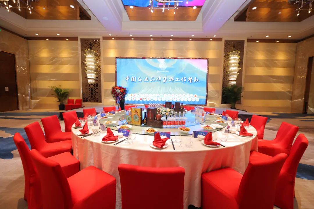 瞄准新需求、新场景、新渠道,昆仑山掀起酒水融合新高潮!
