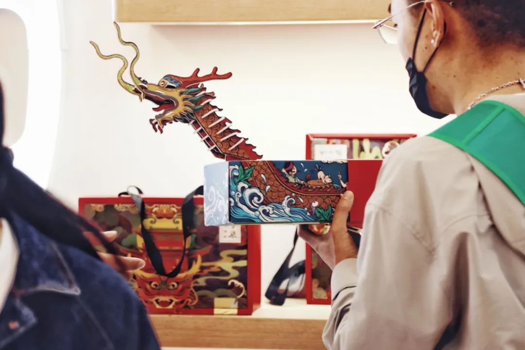 关注 | 李子柒品牌亮相春糖，这款新品很吸睛！