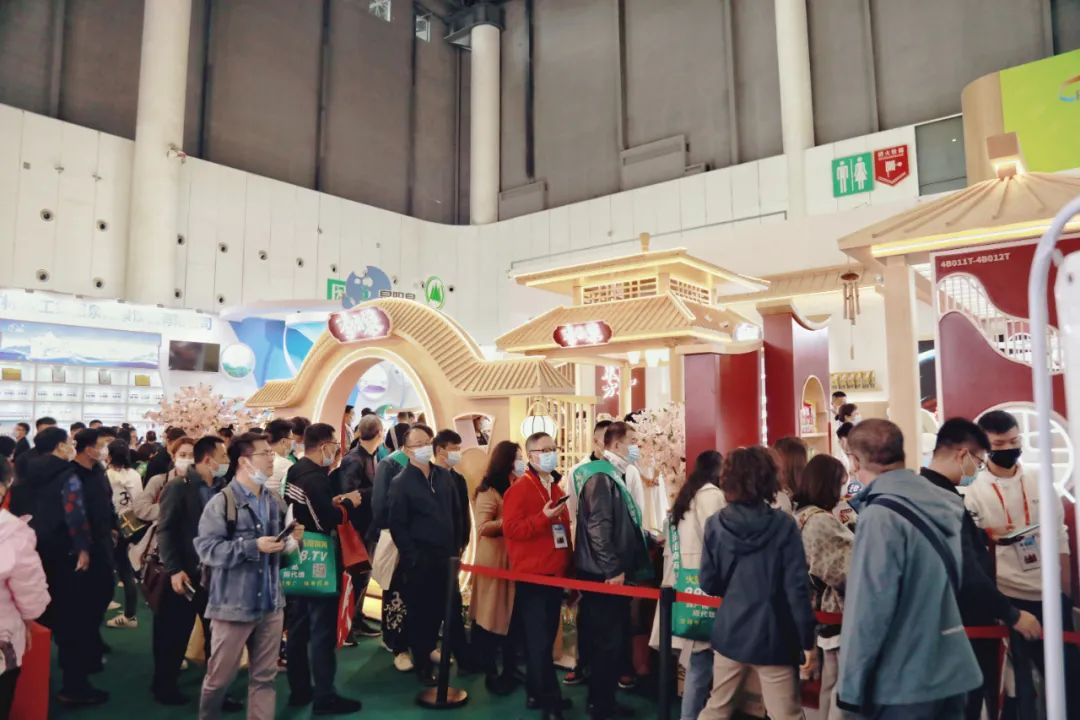 关注 | 李子柒品牌亮相春糖，这款新品很吸睛！