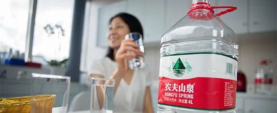 年报高频发布期，19家饮品企业谁赚谁亏一表看清