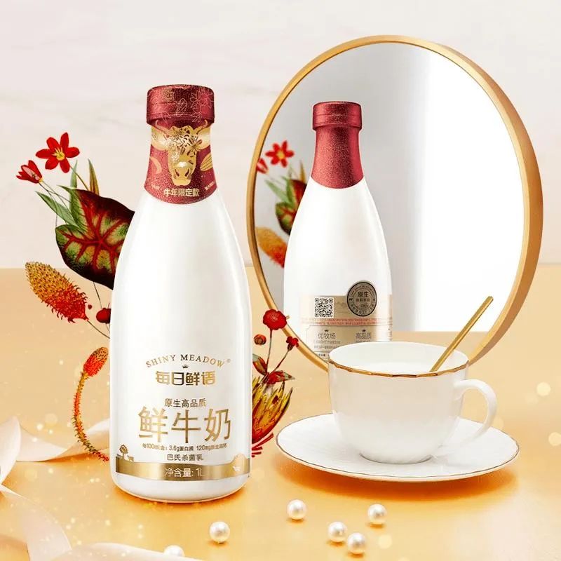 年底新品迭出 | 百草味上线年货礼盒，周黑鸭进军螺狮粉……