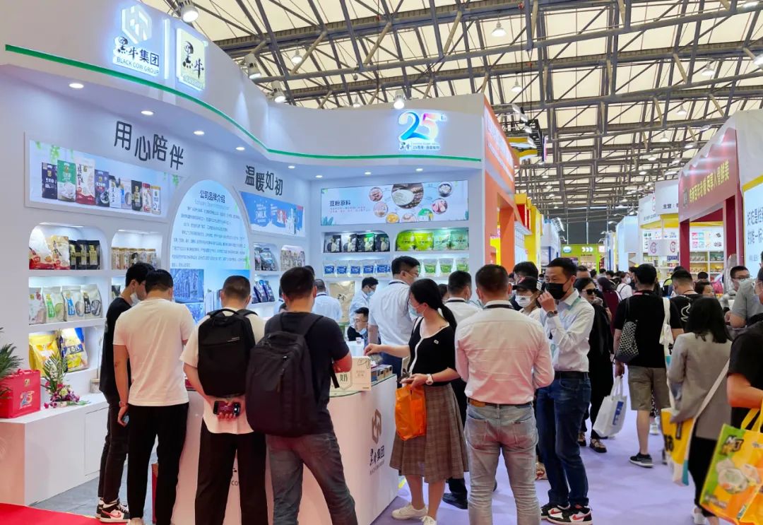 黑牛食品首现上海“中食展”，新品豆奶饮料等备受关注