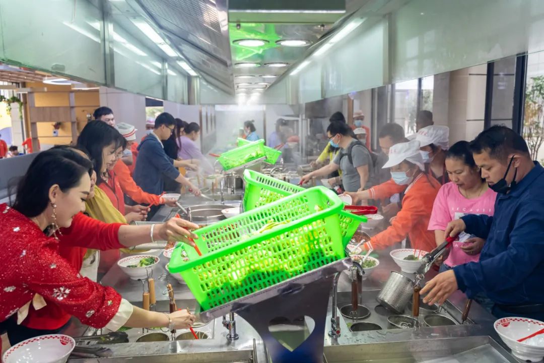四部门联袂推动“螺蛳粉文化体验游”，螺霸王与湖南卫视战略合作助力品牌升级
