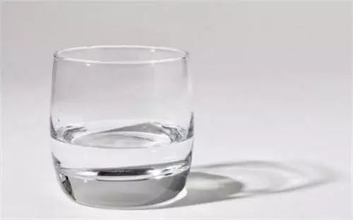 白酒十二大香型品鉴话术大全!看懂变身品鉴大师!