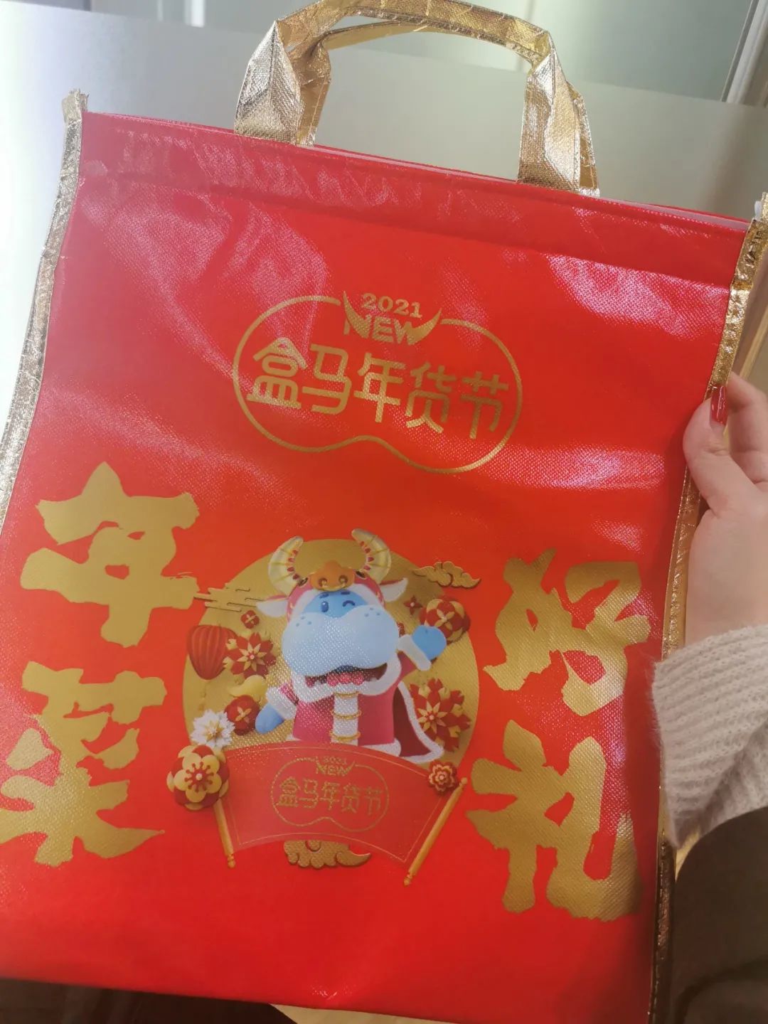 谁在争抢年夜饭生意？
